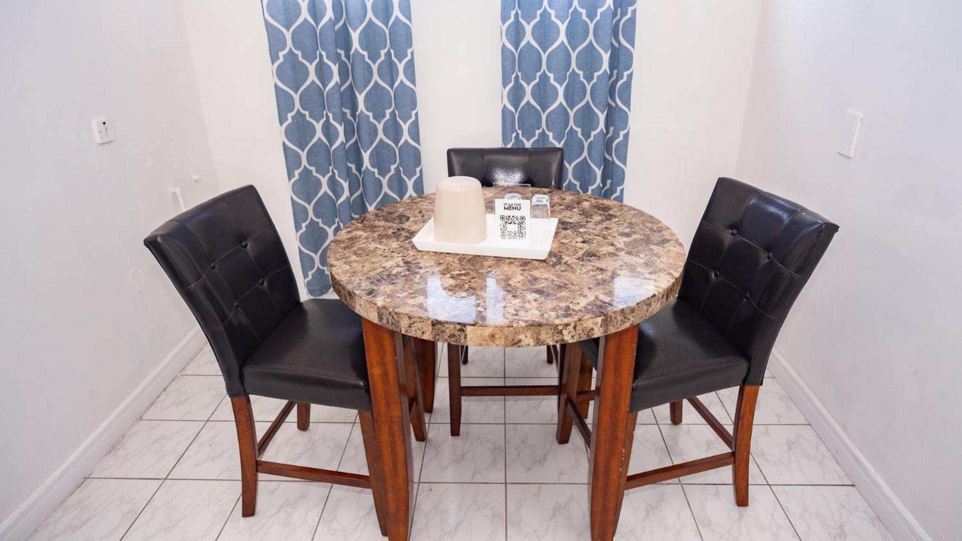 Golfview Hotel Mandeville Bagian luar foto